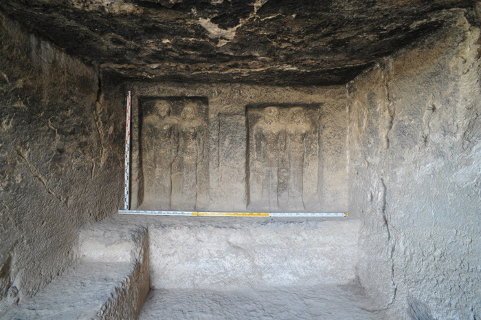 Click to enlarge Ancient Tomb_1
