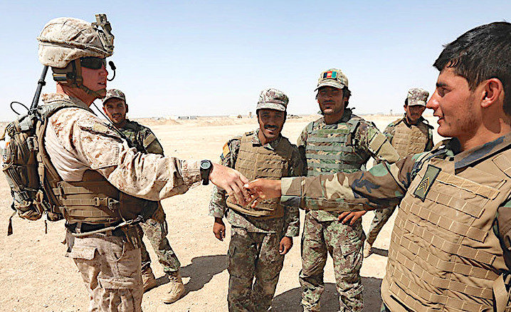 USMarine Afghan soldiers