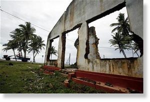 Click to enlarge tsunami hit building at Peraliya