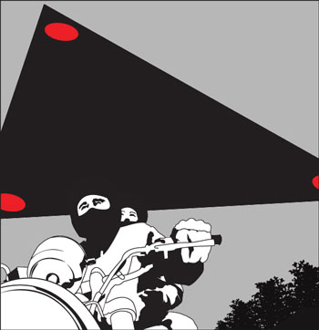 Click to enlarge UFO following motorcyclists