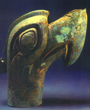 Bronze bird-head