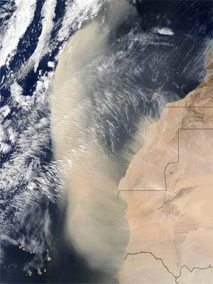 dust storm over N Atlantic