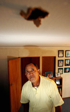 Click to enlarge hole1