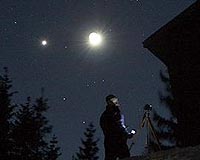 A Venus-Moon conjunction.