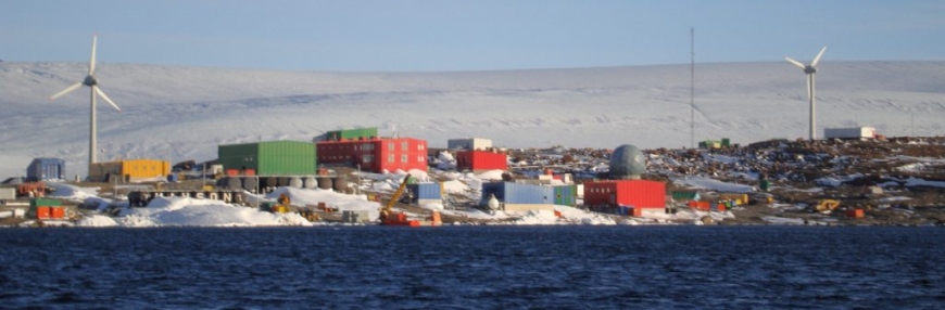 Click to enlarge Australia Antarctic - Mawson Station Feb 2009