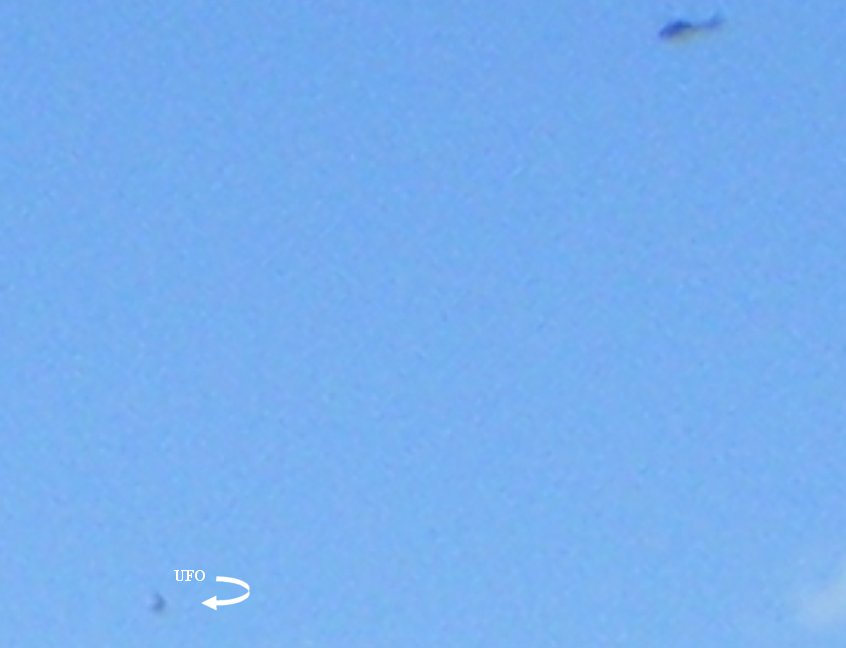 Click to enlarge ufo and helicopter-close up