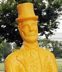 Lincoln Cheese Statue