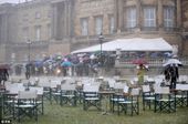 torrential rain Buckingham palace
