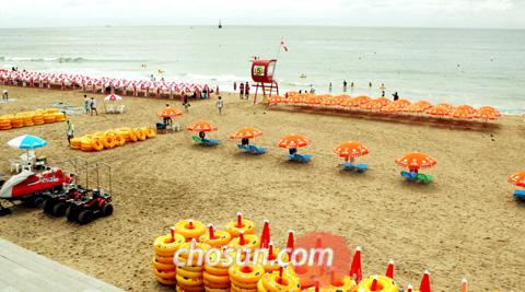 Korean beaches empty cool july 2009