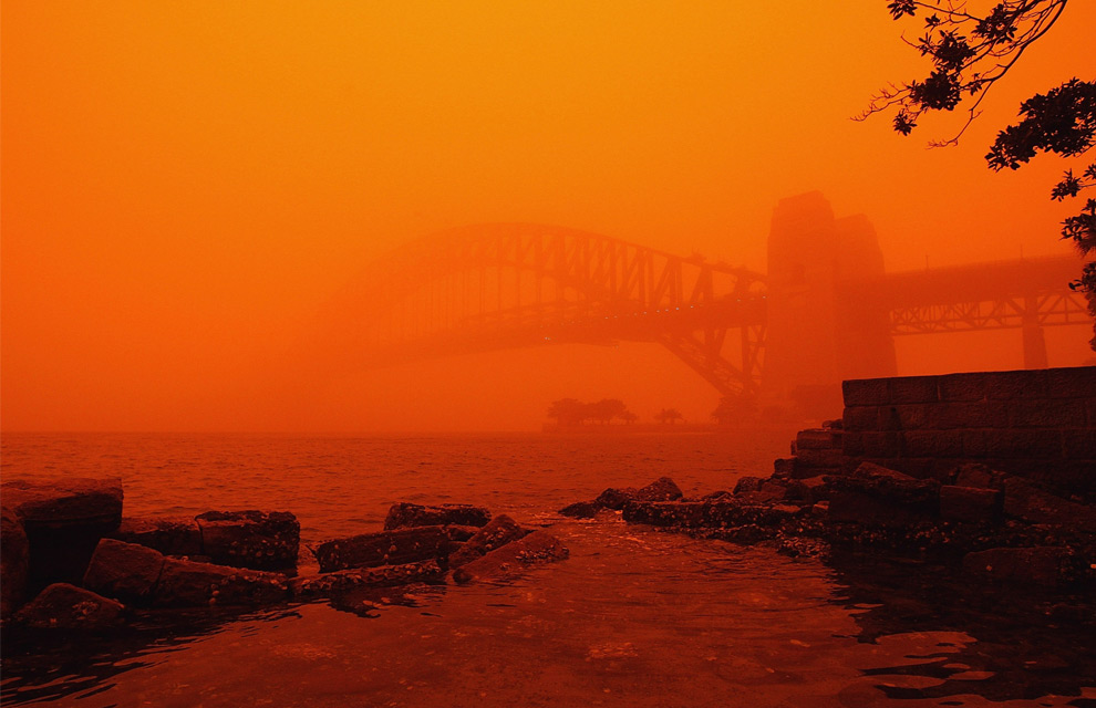 Click to enlarge Australia Dust Storm 1