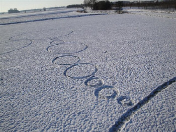 Click to enlarge Hoeven snow formation #1