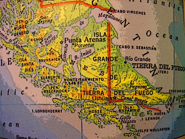 Click to enlarge Chile area map