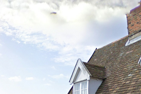 Click to enlarge ufo on google street view