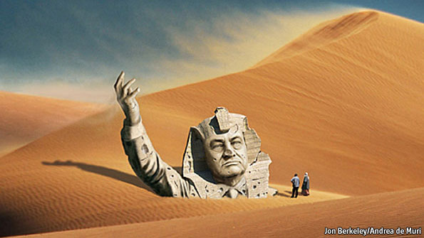 statue in sand