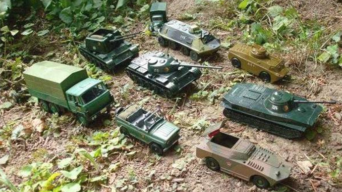 Model tanks depicting Russian invasion