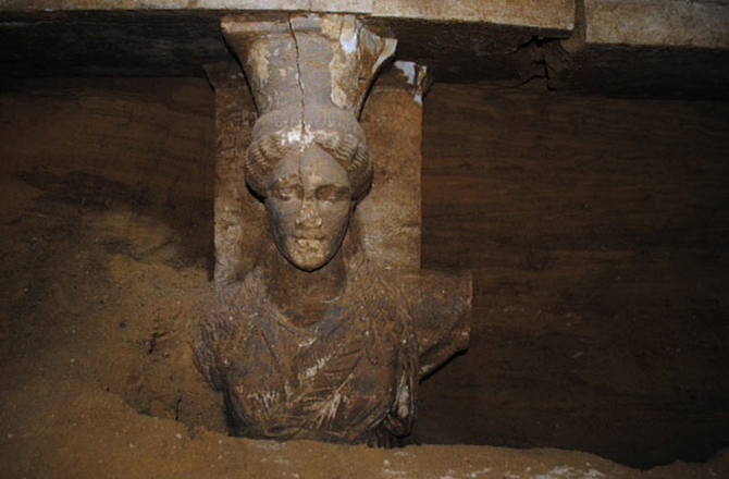 caryatids amphipolis