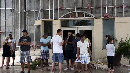 tourists hurricane odile