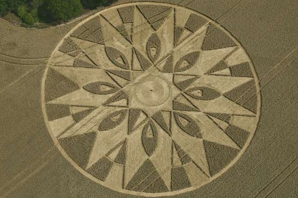 Click to enlarge Crop circle
