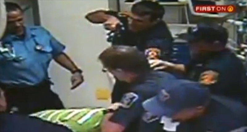 Pittsburgh police Tasing man