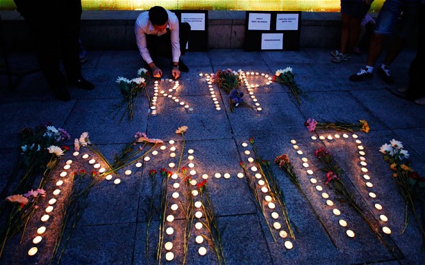 MH17 memorial candles