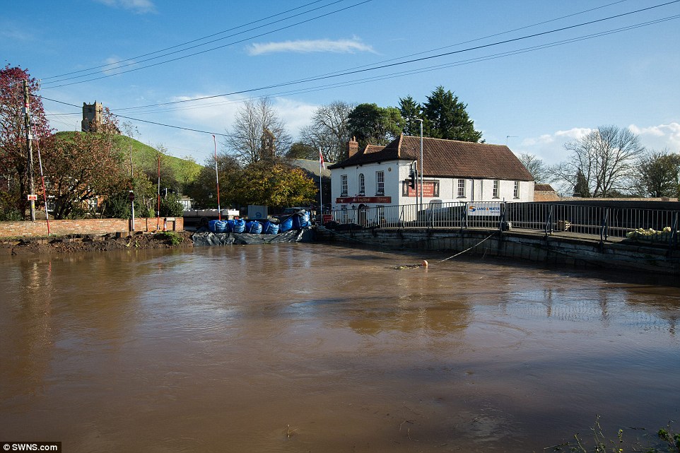 somerset sand bagging