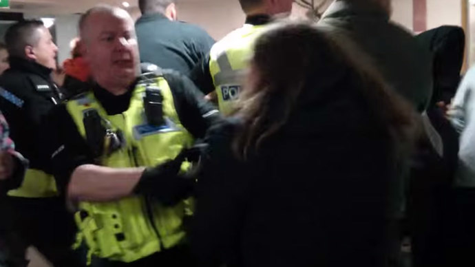 Click to enlarge Warwick police assault-3