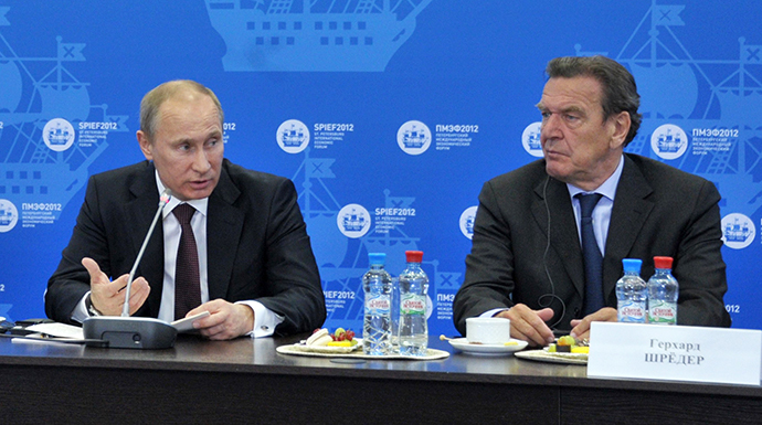 Click to enlarge Putin at International Forum