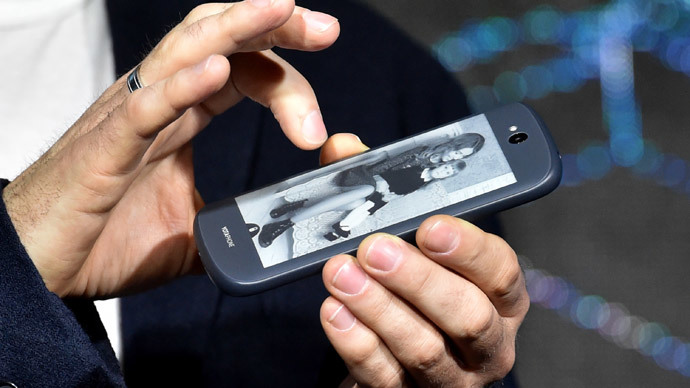 Yotaphone_1
