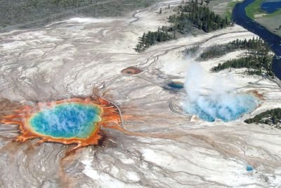 yellow stone eruption1