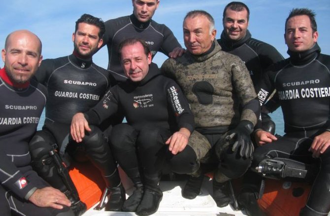 Divers