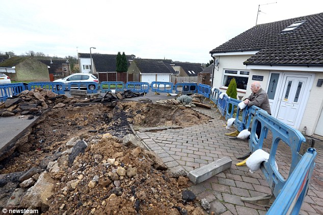 sinkhole cottingham