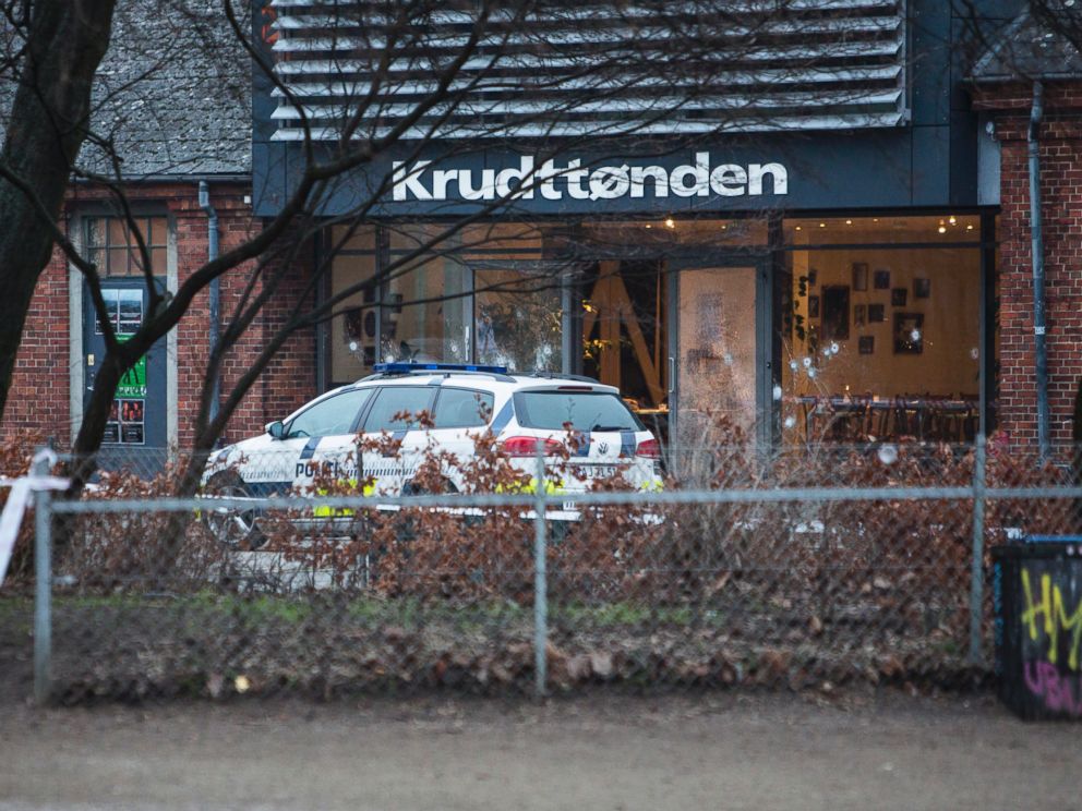 Click to enlarge Copenhagen cafe2