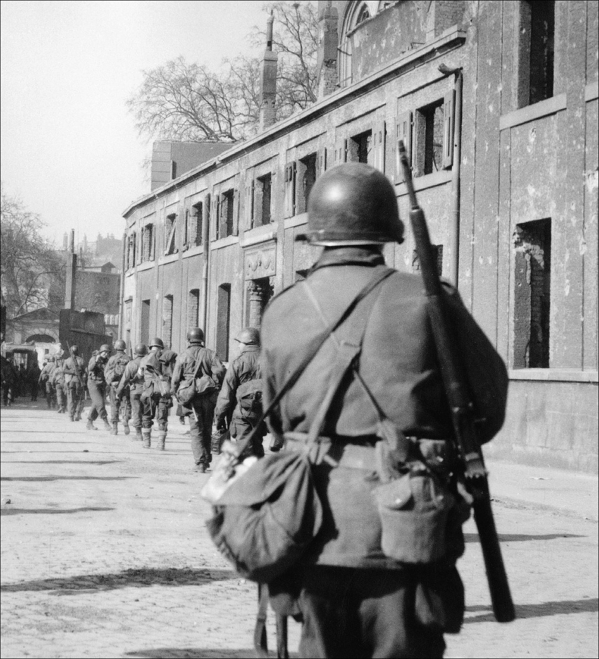 WW11 Allied Troops
