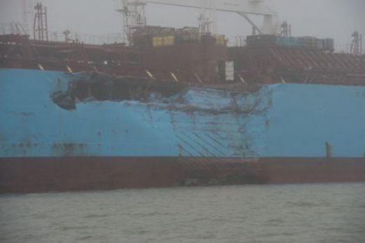 Click to enlarge Carla Maersk damage