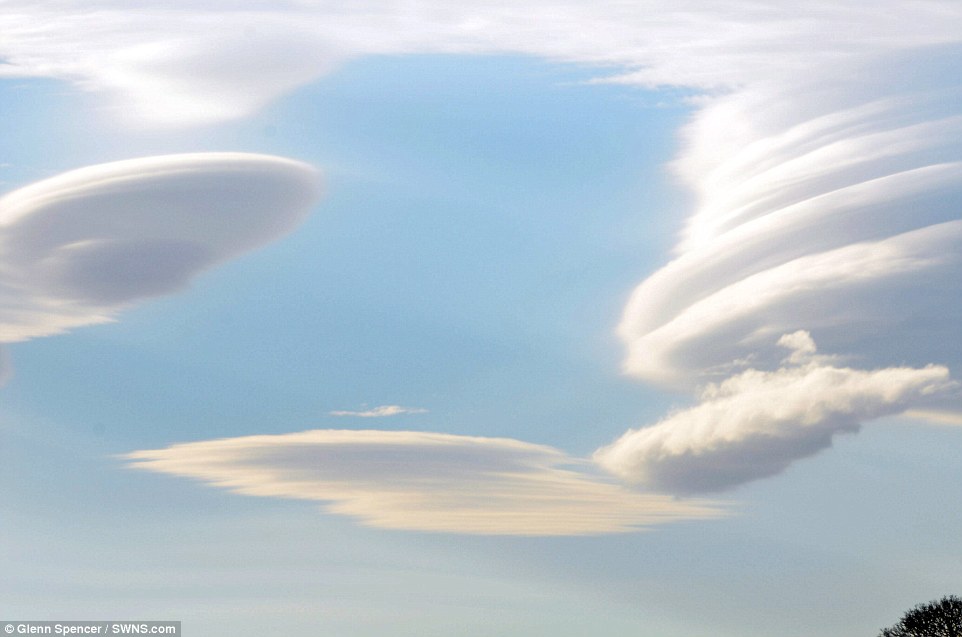 lenticular clouds