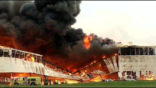 Massive fire at GE's Appliance Park in Buechel, Kentucky