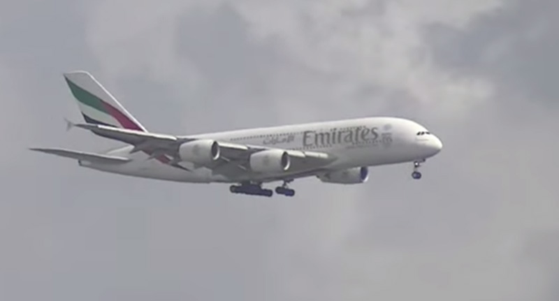 Click to enlarge Zrakoplov Emirates Airlinesa iz Dubaija za New York skrenuo s kursa.