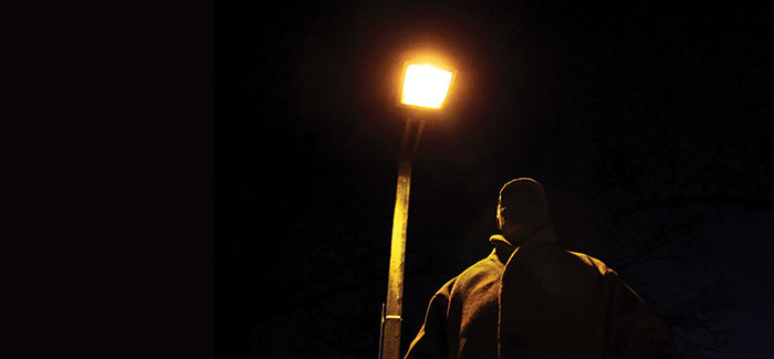 Click to enlarge man streetlamp
