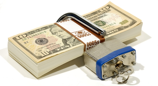 lock on money