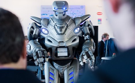 Click to enlarge Robot_1