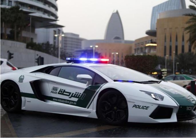 Click to enlarge Dubai police Lamborghini