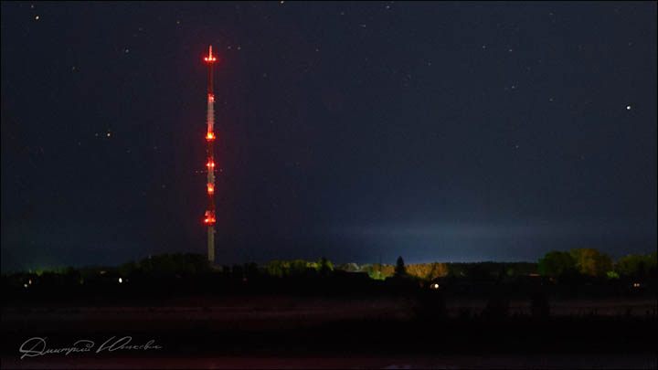 red lights over Russia