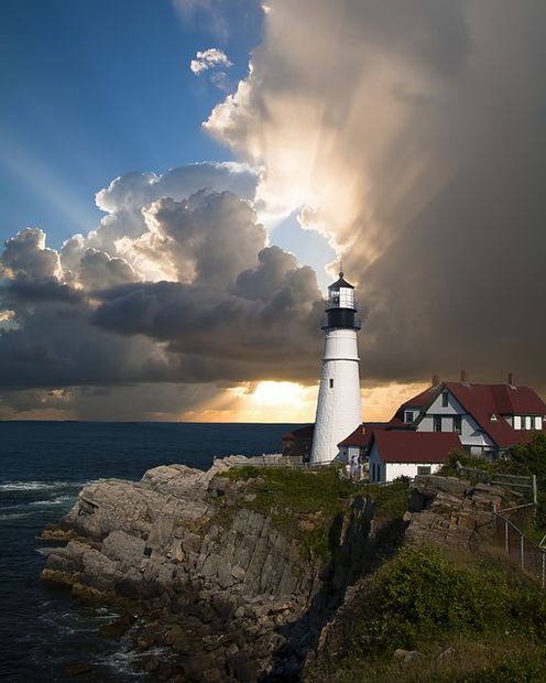 Click to enlarge SOTT-lighthouse