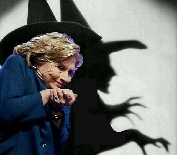 Click to enlarge Hillary Clinton Hexe