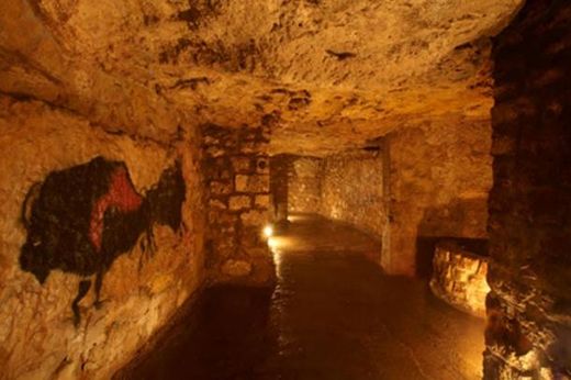 Click to enlarge labyrinth buda