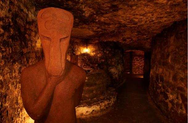 Click to enlarge shaman, labyrinth buda