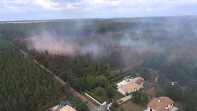 wildfires in south of France
