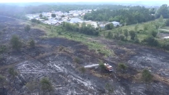 Click to enlarge wildfires in south of France