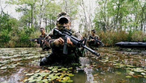 lighting strikes army rangers