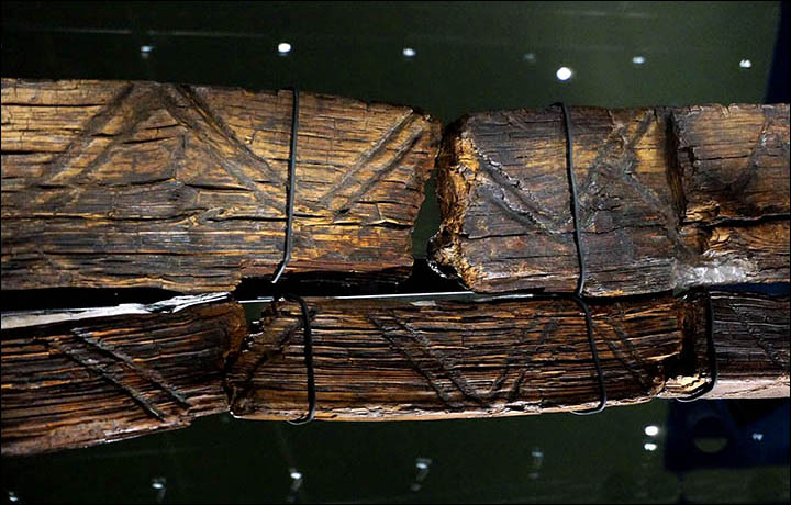 Click to enlarge Shigir Idol_2